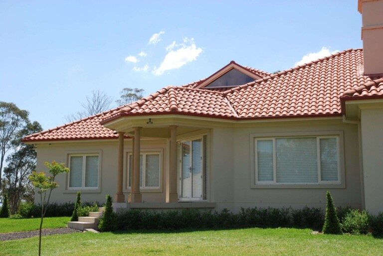 Mixed Red Roof Tile Image